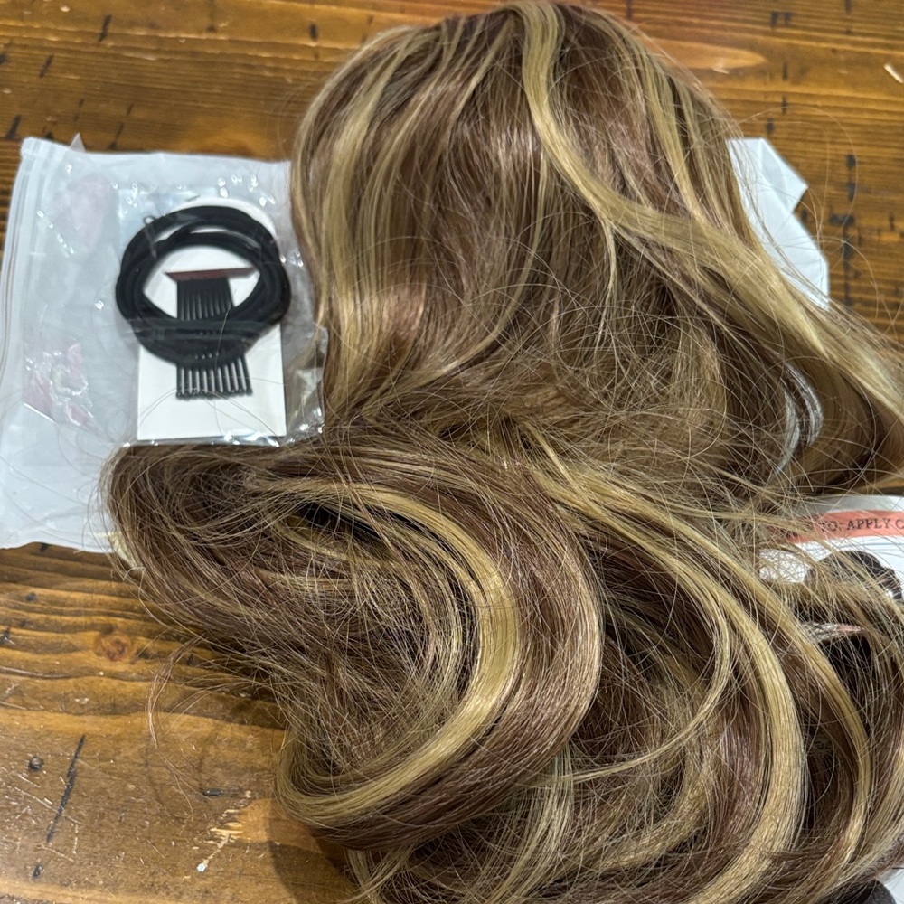Elegant Brown and Blonde Hair Extension